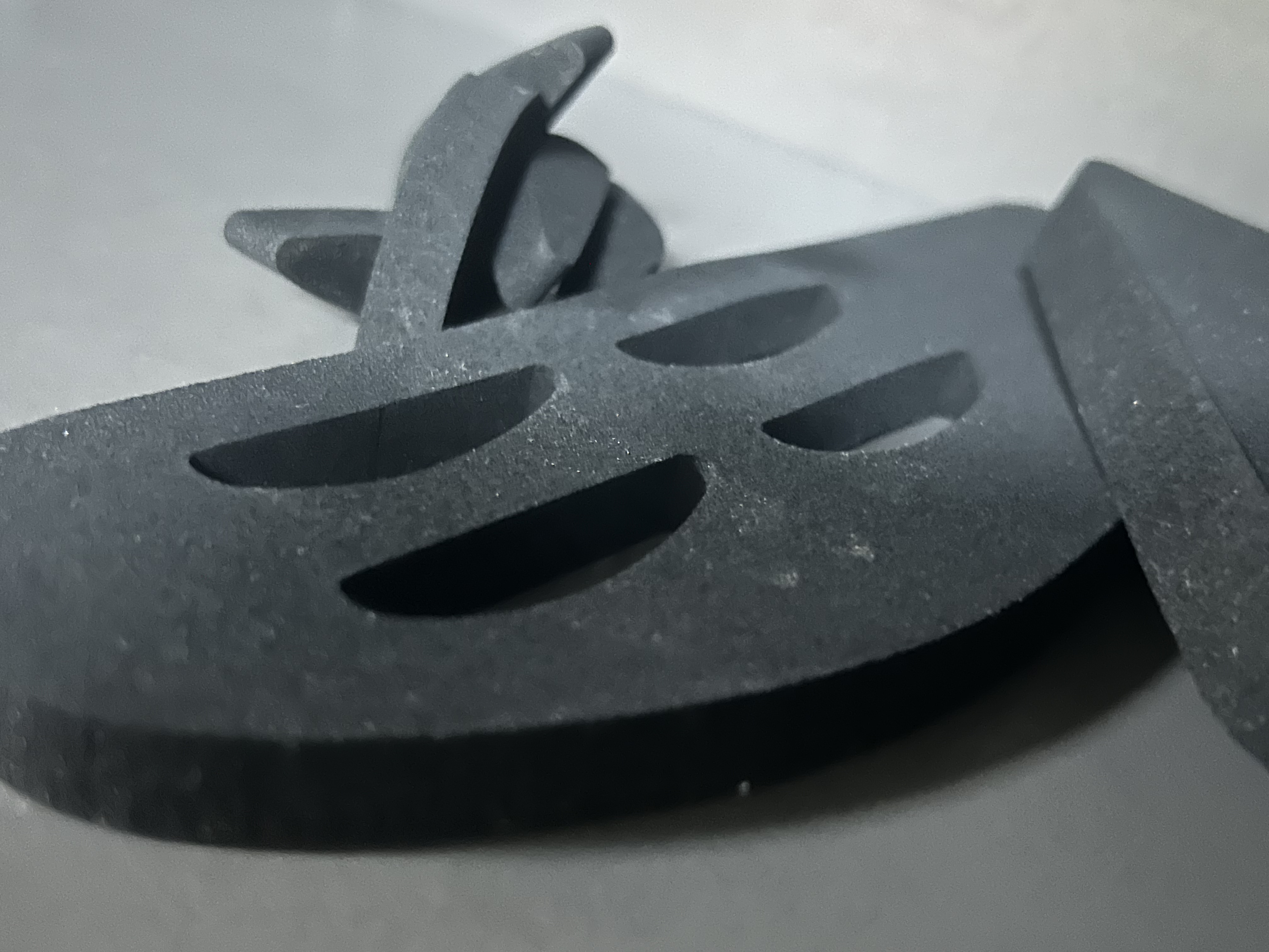 海绵高精度切割 ZCCUTTER 振动刀冷切无焦边 - 切割过程实拍