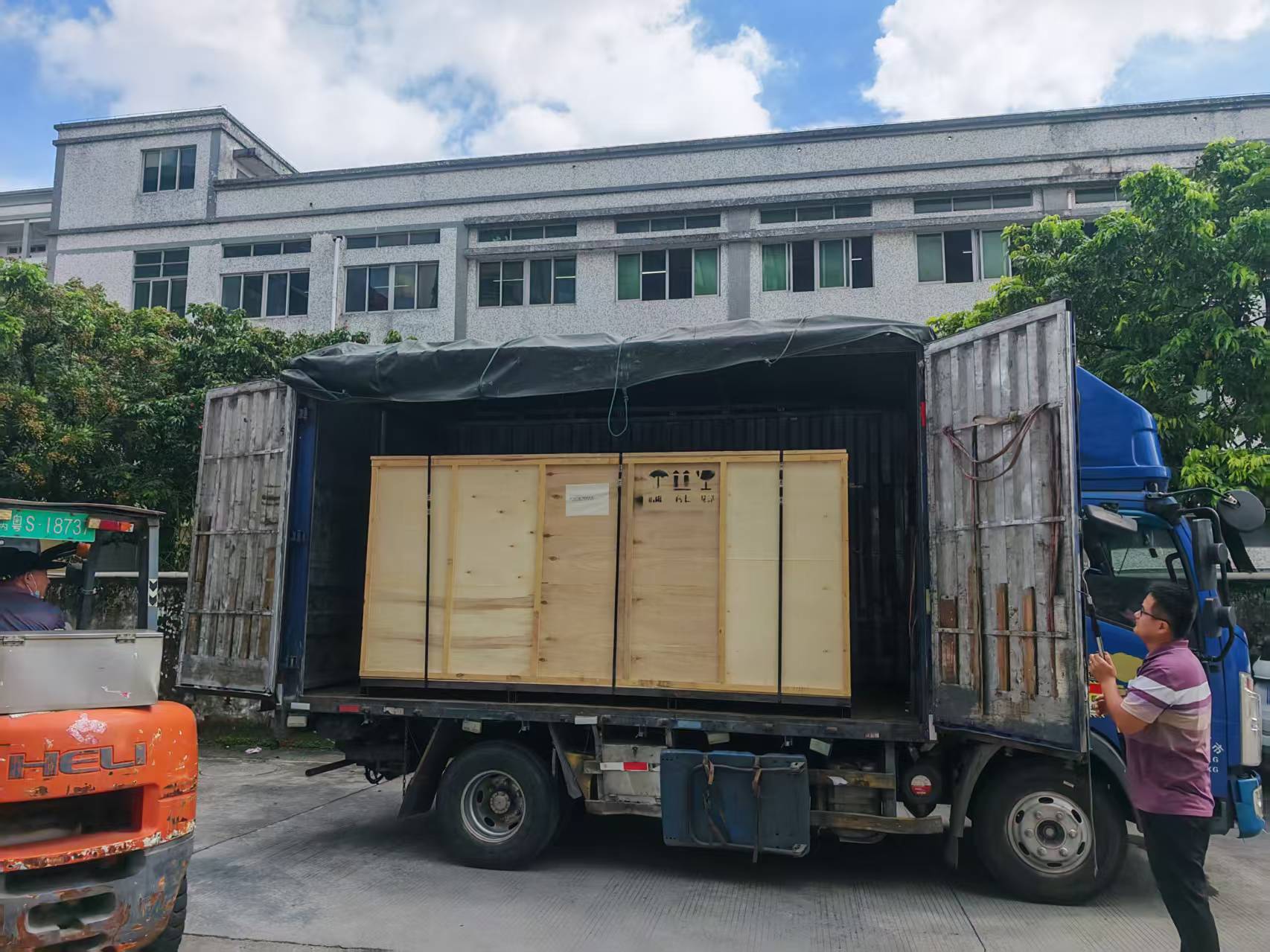 芳纶纤维布无热损伤裁切方案 台湾新材料厂商来料试样验收 二次复购 - 切割效果对比