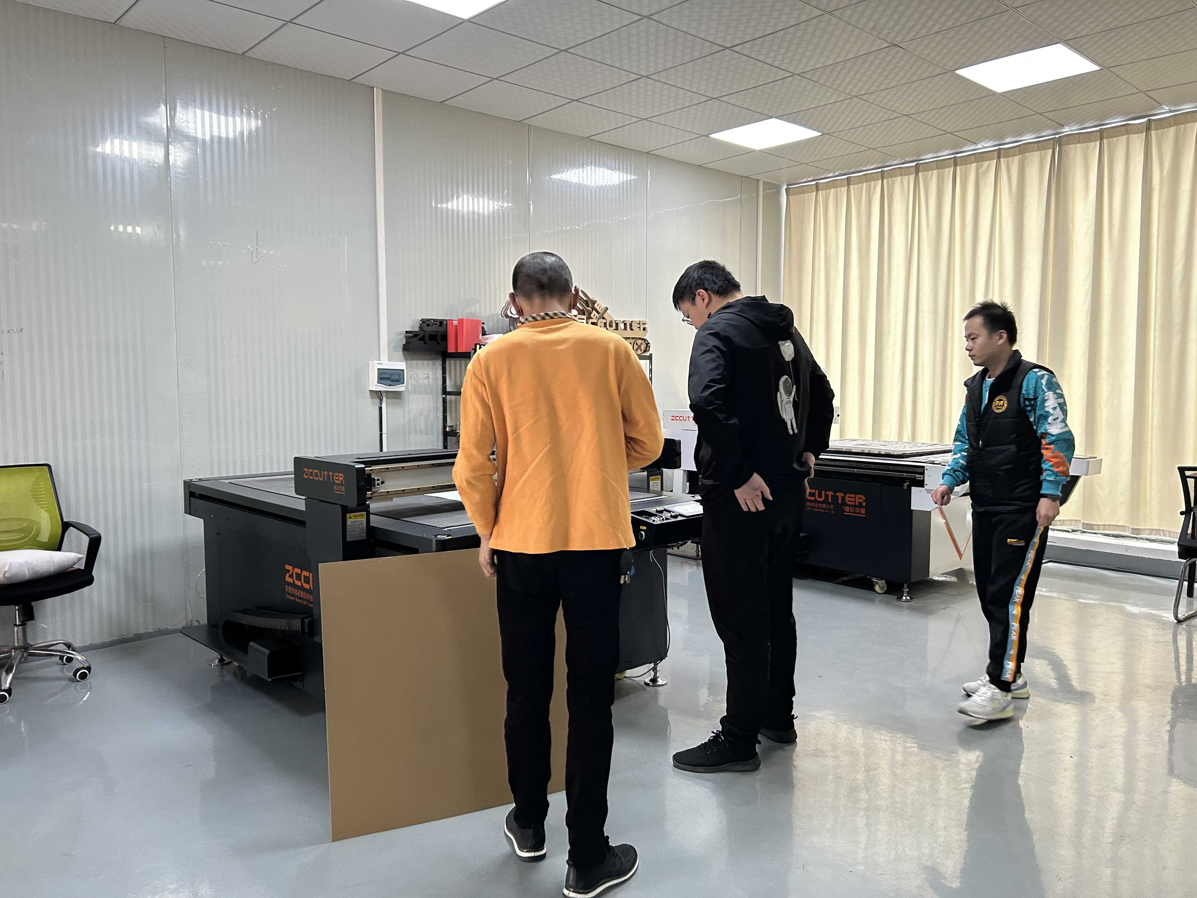 纸箱纸盒打样机如何撬动万亿个性定制市场 - 产品样品展示 - 数字切割机