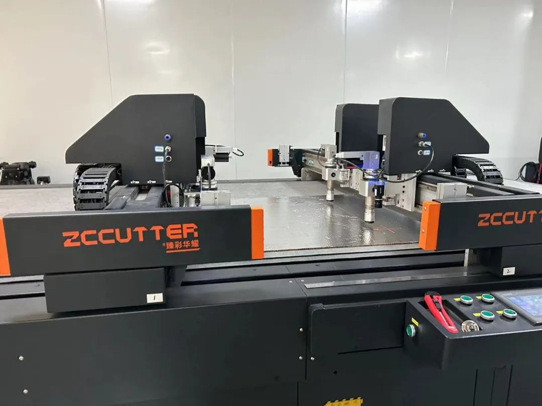ZCCUTTER振动刀刀具技术白皮书 - 加工现场实拍 - 数字切割机